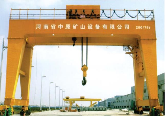 門式起重（chóng）機